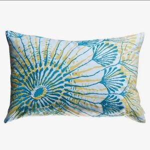 Rhadi Living by KOKO Floral Burst lumbar Accent  Pillow in Blue and Yellow 13x20